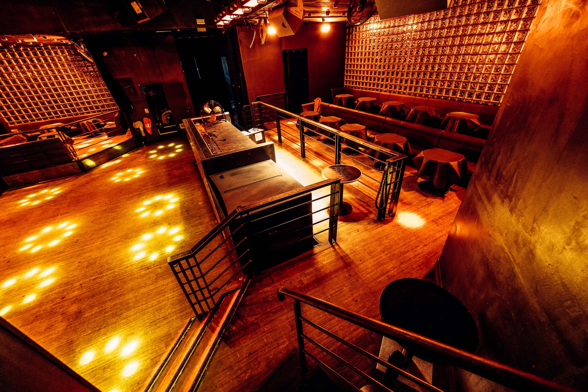Le Gate Club — éclairage architectural